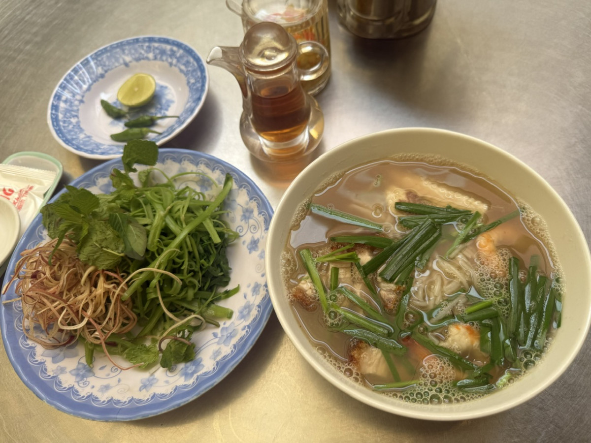 Bún Nước Lèo Sóc Trăng – Tô Đặc Biệt