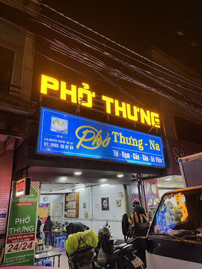 Quán Phở Thưng -Na