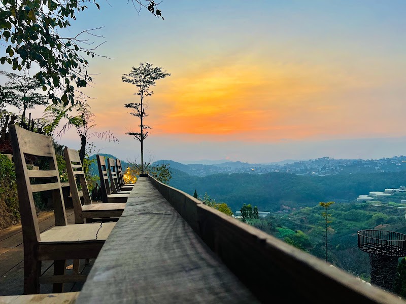 Tiệm cà phê Dốc Thị