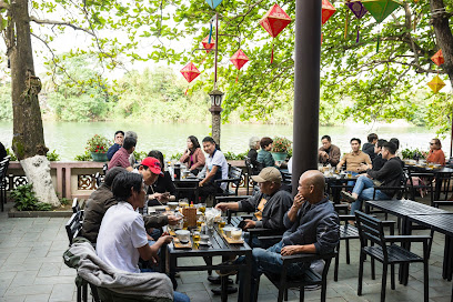 Nhà Hàng Vỹ Dạ Xưa