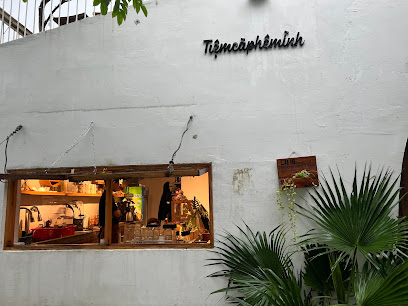 Tiệm cà phê Mình