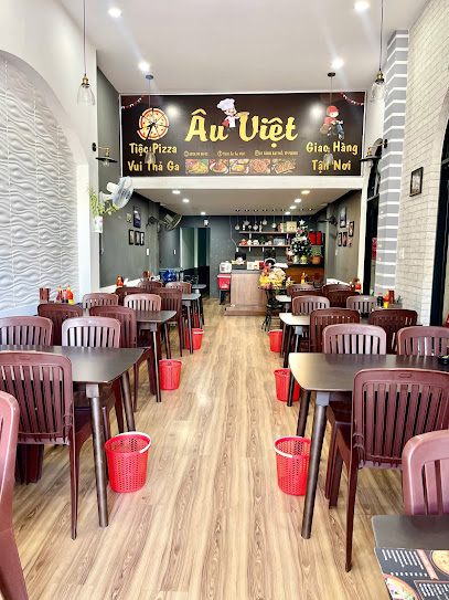 Tiệm Ăn Âu Việt