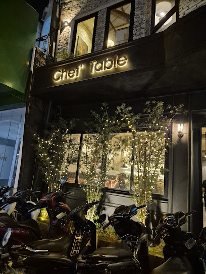 Chef' Table
