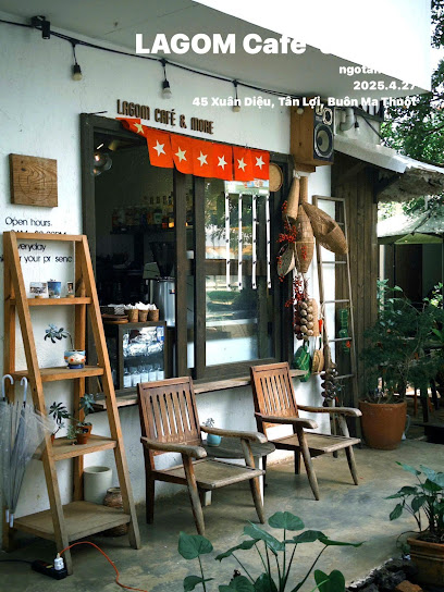 LAGOM Cafe’ & more