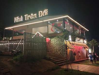 Nhà Trên Đồi - Đại Lộ Đông Tây