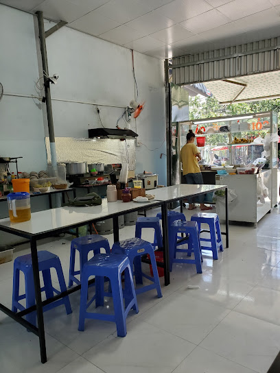 Cơm Gà Quỳnh Nga