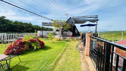 Metro Coffee & HomeStay