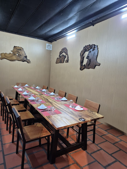 LẨU MẮM LIÊN BIN