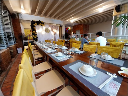 Nhà Hàng Chốn Xưa