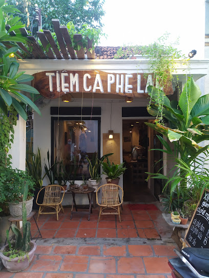 Tiệm cà phê Lạc