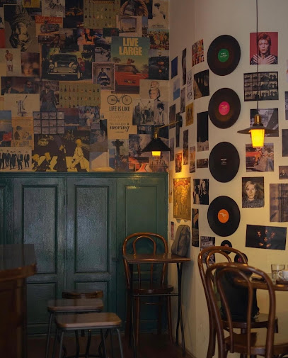 Mallard coffee Cà phê và âm nhạc