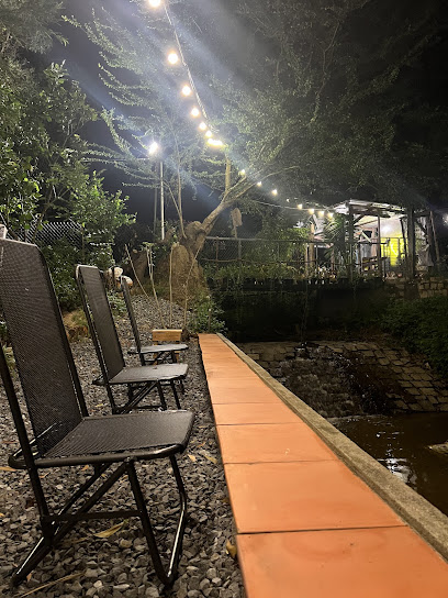 Đắk Cafe Sân Vườn