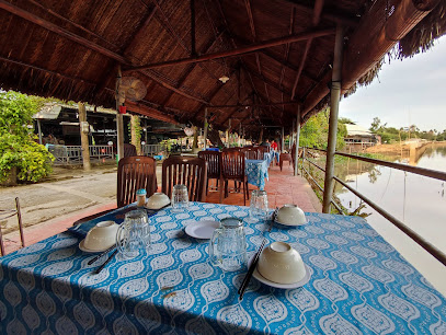 Quán Bờ Sông Xanh