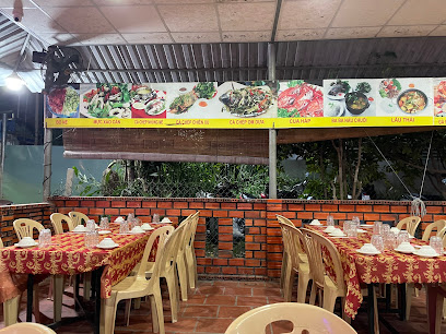 Quán Vườn Nhãn