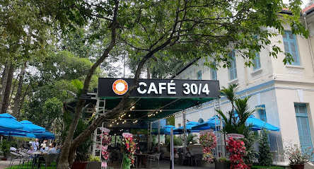 Dinh Độc Lập Cafe - 106 Nguyễn Du