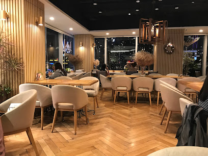 Miyama – Nhà hàng & Cà phê Tokyo Hiện đại