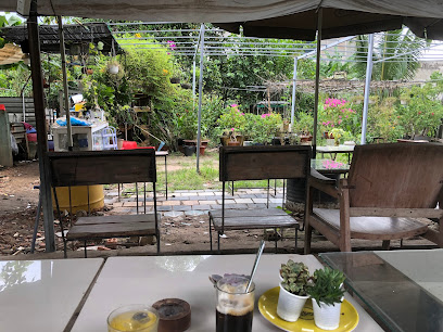 Bếp bánh Tú Anh. Cà phê Cây Si