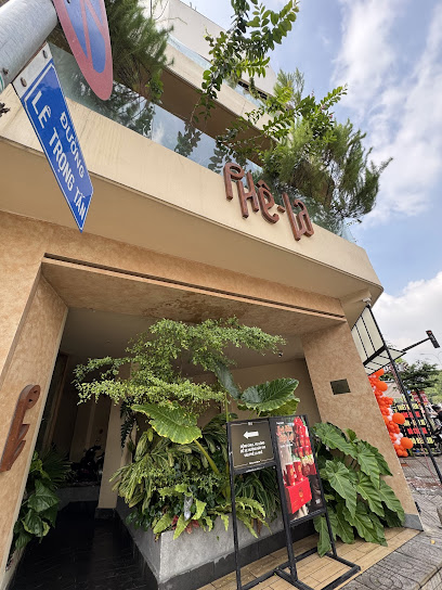 Phê La - Lê Trọng Tấn