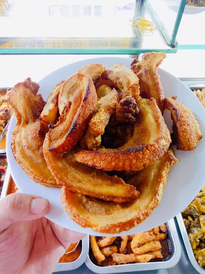 Cơm Quang Vinh (Cơm trưa văn phòng)