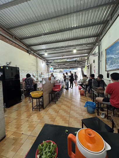 Cơm THUÝ - Cơm Văn Phòng