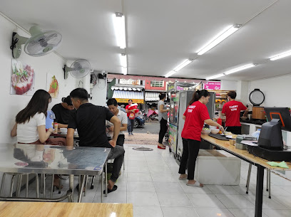 Cơm Gà Hải Nam Yummy - Sư Vạn Hạnh Quận 5