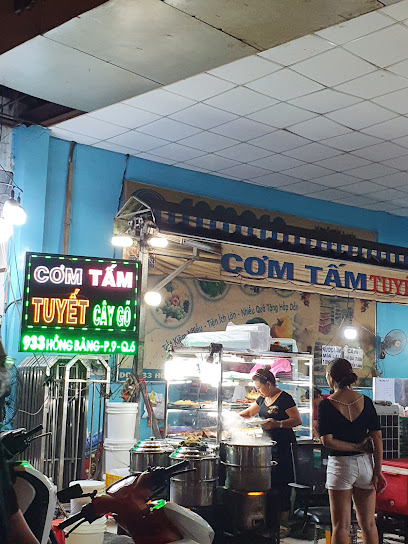 Cơm Tấm Tuyết Cây Gõ