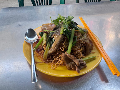 Mì xào giòn chú Minh