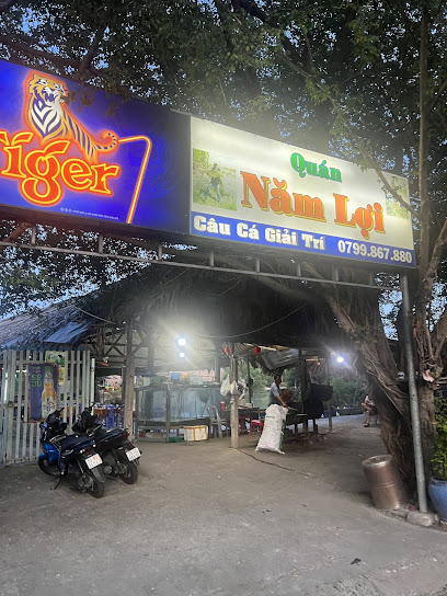 Quán ăn Năm Lợi