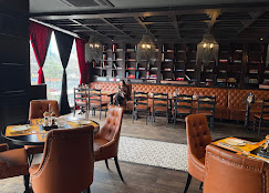 MOO BEEF STEAK NGUYỄN KHÁNH TOÀN