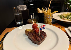 MOO BEEF STEAK NGUYỄN THỊ ĐỊNH