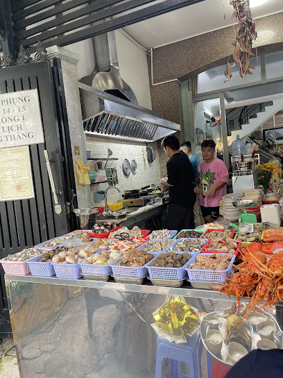 Quán Ốc Bé Phụng 50 phút