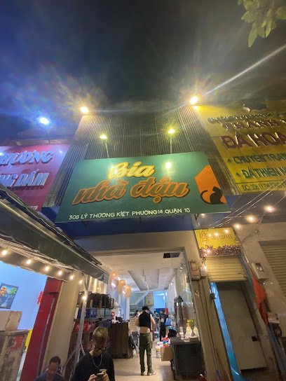 BIA NHÀ ĐẬU Q10