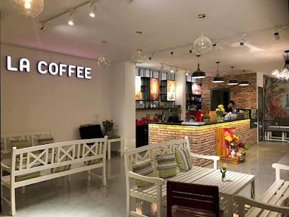 LÁ COFFEE SHOP