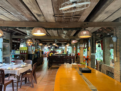 Lẩu mắm Phong Lan