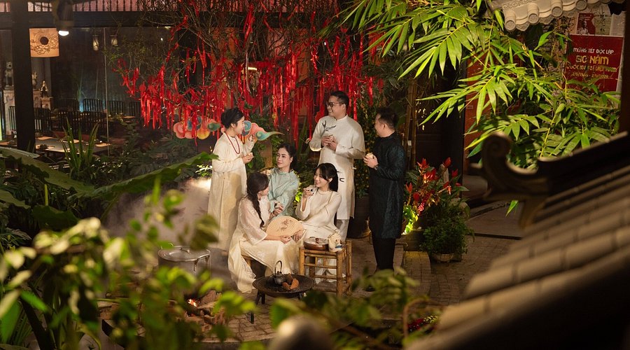 Nhà hàng Cơm Việt Phụng Thành