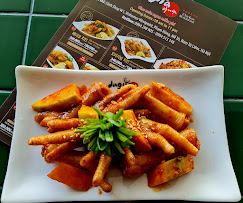 Nhà Hàng Gà Hàn Quốc Dagiya