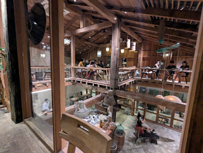 CÀNA House Cafe