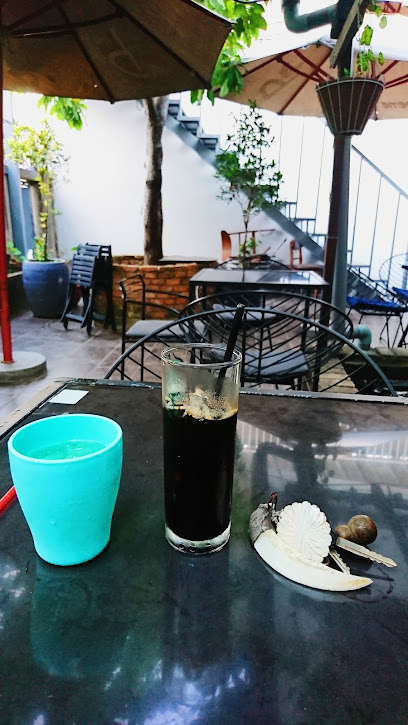 Cafe Lúa Về