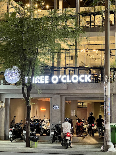 THREE O’CLOCK - Nguyễn Gia Trí