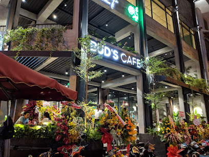 Bud's Cafe - Phú Nhuận