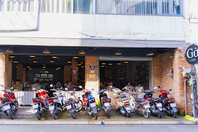 Gờ cafe - Bùi Thị Xuân