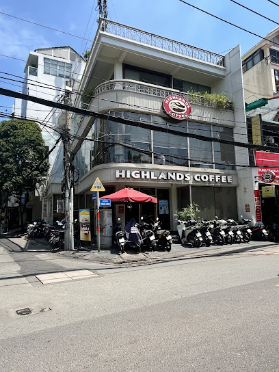 Highlands Coffee Thăng Long