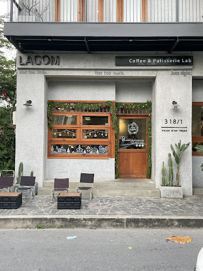 Lagom Coffee & Patisserie Lab