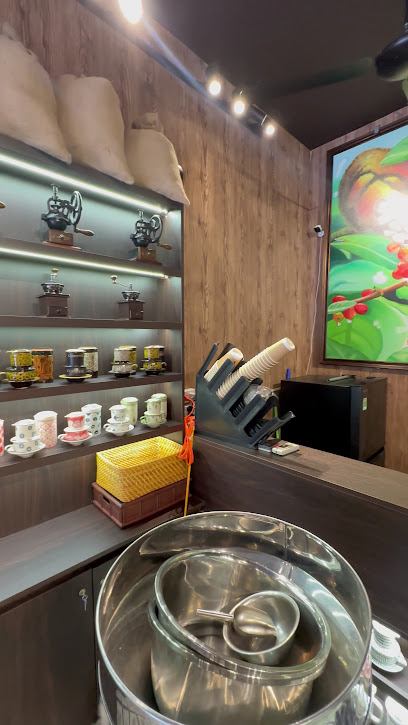 Lam Coffee & Tea - Weasel Specialty 74 Hang Gai