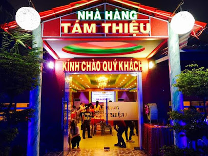 Nhà Hàng Tám Thiệu