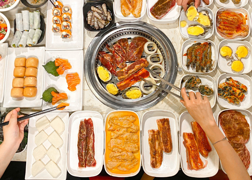 Lẩu nướng đêm ngã 6
