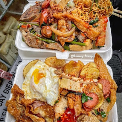 A Tí - Bánh Mì Nướng & Mì Trộn & Gỏi Ốc Sứa - Đông Bắc