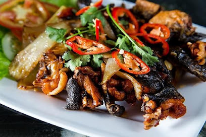 Quán ăn sân vườn Chòi Lá