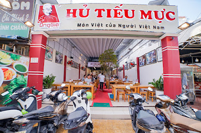 Hủ Tiếu Mực Ông Già Cali Trung Sơn